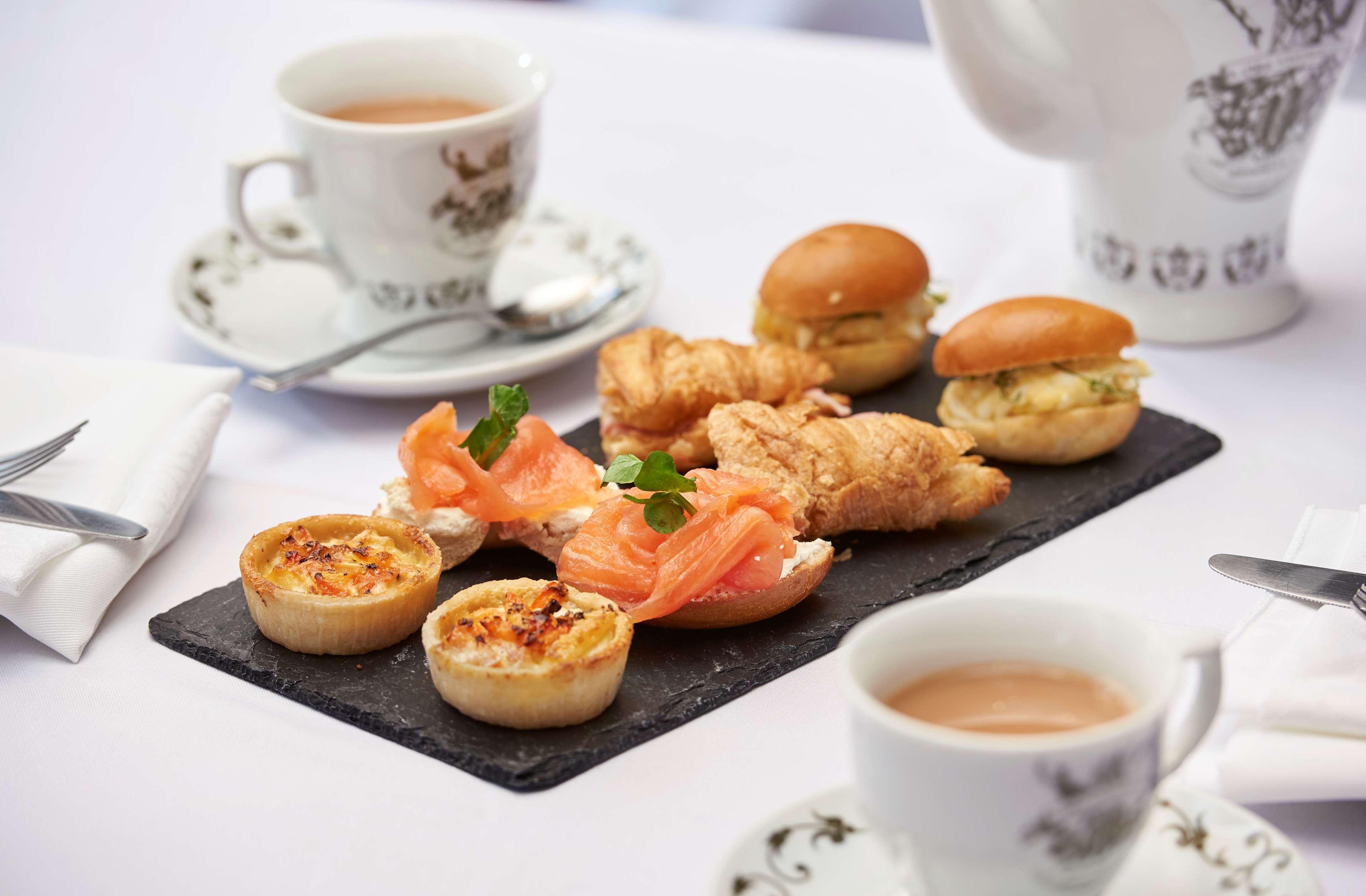 Hilton London 4*