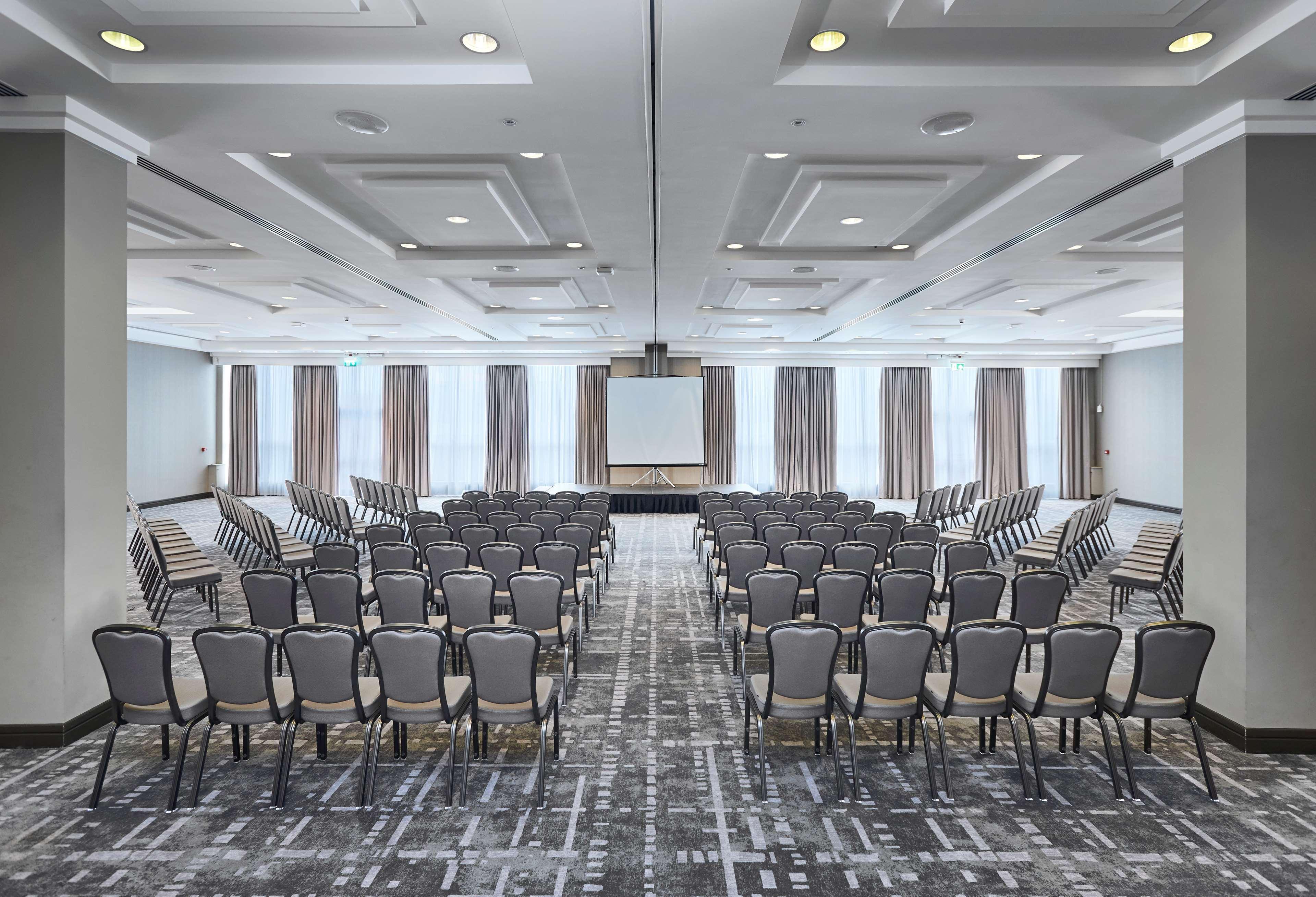Hilton London Hotel 4*