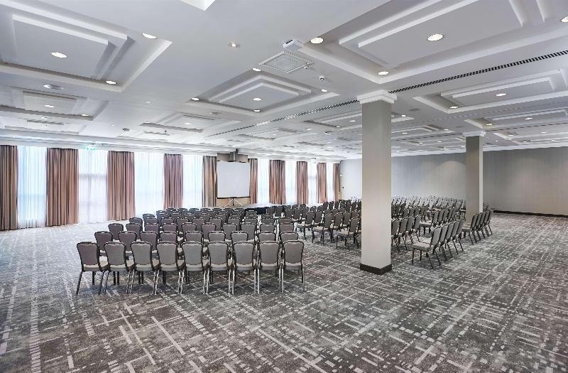 Hilton London 4* London Borough of Croydon