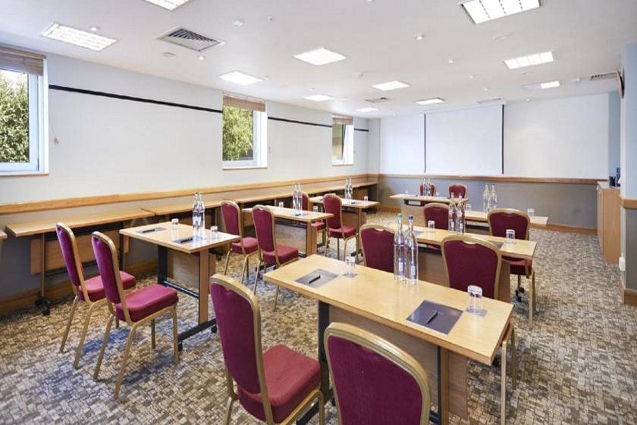 Hotel Hilton London 4*